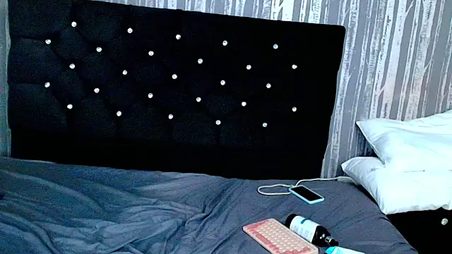 Alicee Moonn online show from 02-24-26, 09:04