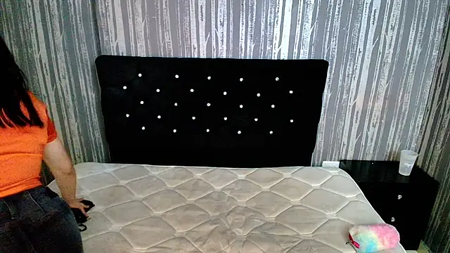 Alicee Moonn online show from 02-20-26, 08:00