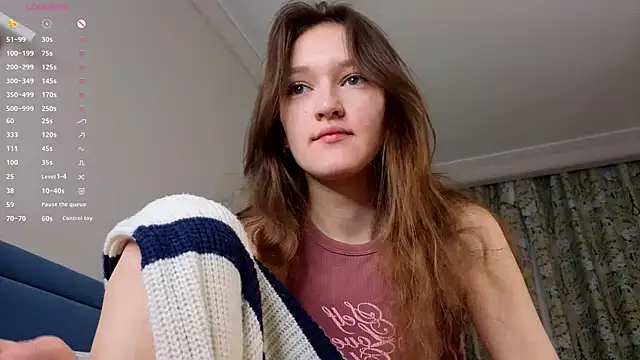 Snapshot of Adeles_vibes chatting on 04-27-26, 05:05 Adeles vibes online show from 04-27-26, 05:05