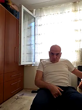 reallove78 online show from 10-30-25, 02:14