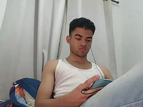 camillo beischel  online show from 09-19-25, 06:45