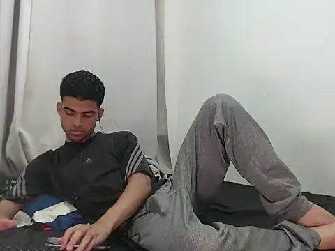 camillo beischel  online show from 09-25-25, 06:25