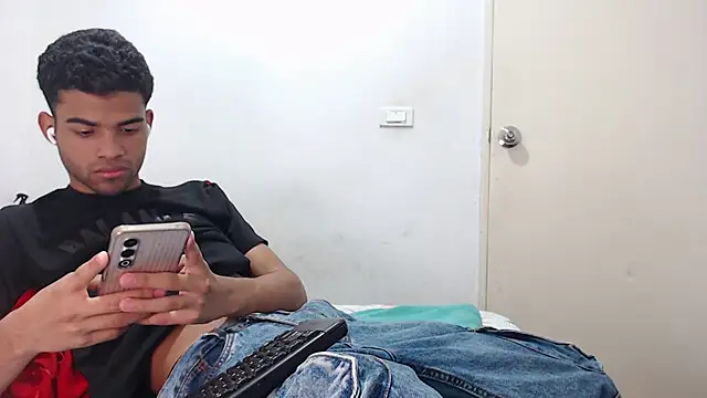 camillo beischel  online show from 01-14-26, 07:50