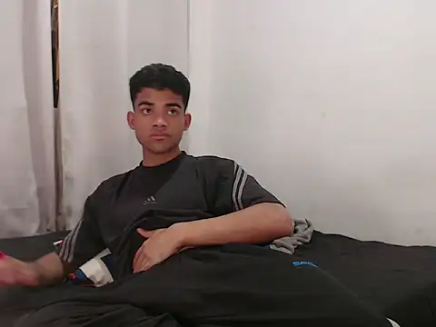 camillo beischel  online show from 09-22-25, 06:36