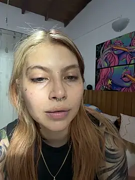 Snapshot of YunoRose_ chatting on 05-18-26, 04:18 YunoRose online show from 05-18-26, 04:18