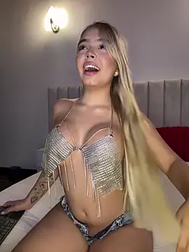 Mia Roswell online show from 04-04-26, 10:38