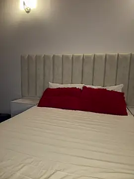 Mia Roswell online show from 04-01-26, 02:57