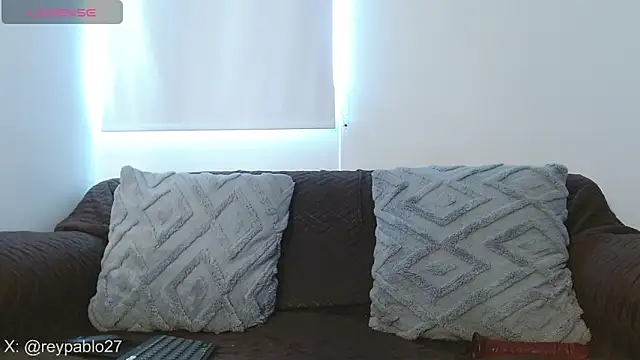 ReyPablo1 online show from 11-21-25, 08:41