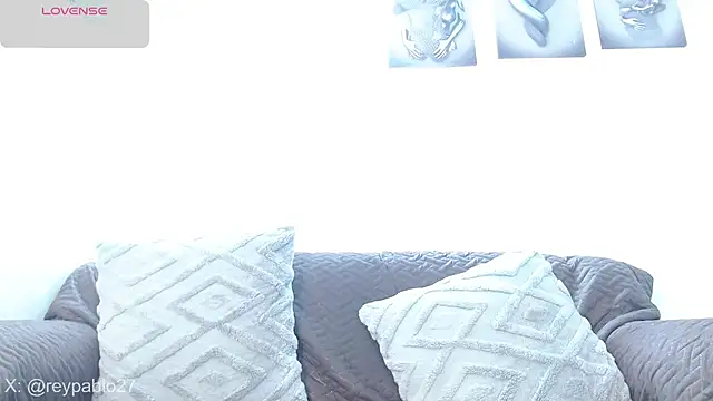 ReyPablo1 online show from 11-30-25, 02:07