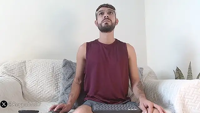 ReyPablo1 online show from 03-02-26, 07:21