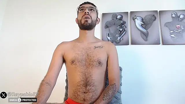 ReyPablo1 online show from 05-20-26, 04:37