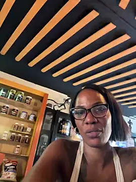 Bustykeyla online show from 04-22-26, 09:54