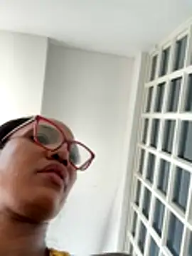 Snapshot of Bustykeyla chatting on 10-24-25, 07:24 Bustykeyla online show from 10-24-25, 07:24