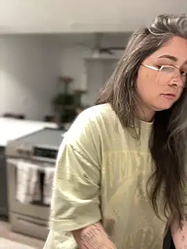 Alix Valentine online show from 03-16-26, 04:32