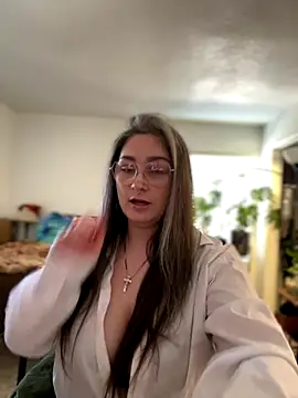 Alix Valentine online show from 10-24-25, 04:06