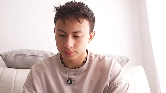 Snapshot of DeusbelliS chatting on 09-27-25, 02:56 DeusbelliS online show from 09-27-25, 02:56