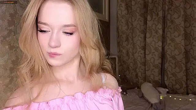 Emma Frosty online show from 09-10-25, 07:13