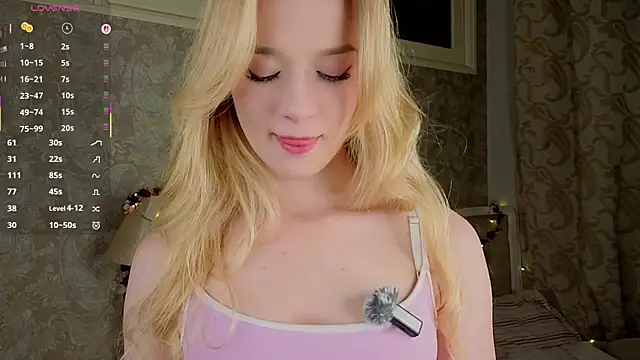 Snapshot of Emma_Frosty chatting on 06-21-26, 10:59 Emma Frosty online show from 06-21-26, 10:59