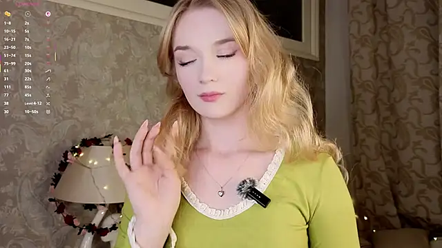 Snapshot of Emma_Frosty chatting on 05-05-26, 09:40 Emma Frosty online show from 05-05-26, 09:40