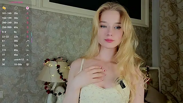 Snapshot of Emma_Frosty chatting on 06-17-26, 10:19 Emma Frosty online show from 06-17-26, 10:19