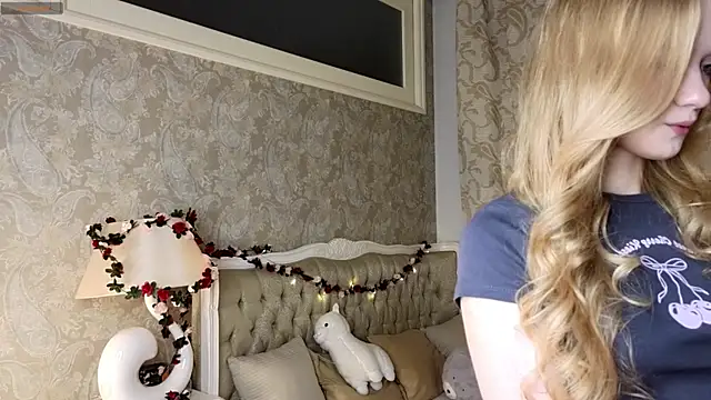 Emma Frosty online show from 11-05-25, 07:39