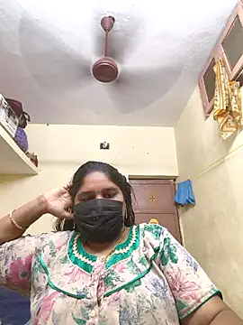 Villageanuty online show from 11-25-25, 03:40