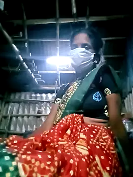 Snapshot of Tamilauntyhot chatting on 10-16-25, 12:57 Tamilauntyhot online show from 10-16-25, 12:57