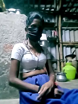 Snapshot of Tamilauntyhot chatting on 10-01-25, 02:06 Tamilauntyhot online show from 10-01-25, 02:06