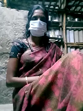 Snapshot of Tamilauntyhot chatting on 10-10-25, 01:50 Tamilauntyhot online show from 10-10-25, 01:50