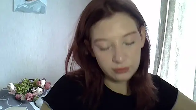 Lily Ember online show from 10-11-25, 11:00