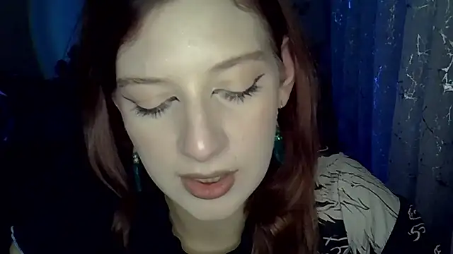 Lily Ember online show from 11-11-25, 06:14