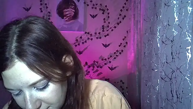 Lily Ember online show from 10-26-25, 06:41