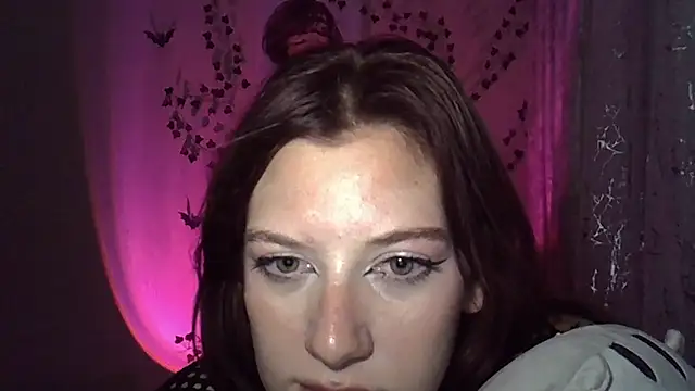 Lily Ember online show from 10-24-25, 10:53