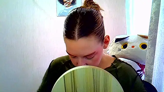 Lily Ember online show from 09-26-25, 10:11