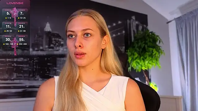 ChristyMarshall online show from 10-01-25, 04:44