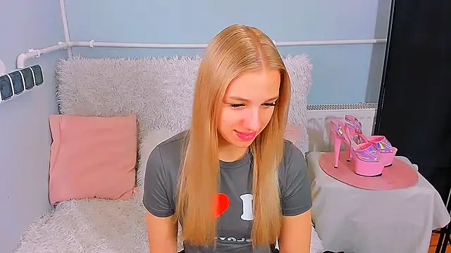 EvetteRose online show from 03-16-26, 12:09