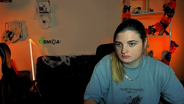 inga gree online show from 10-22-25, 07:46