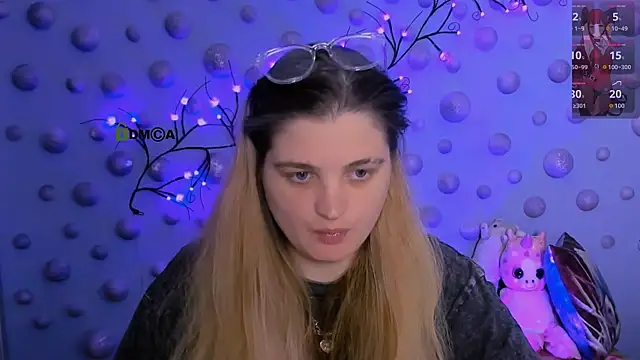 inga gree online show from 04-14-26, 08:03