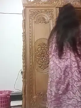 Snapshot of Farihasultana@xh chatting on 10-16-25, 06:27 Farihasultanaxh online show from 10-16-25, 06:27