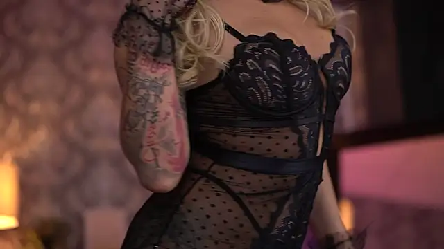 AlmaVelia online show from 10-16-25, 06:38