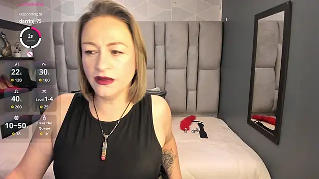 Charlot milf online show from 05-30-26, 11:16