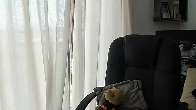 Marck Mathews online show from 09-19-25, 03:16