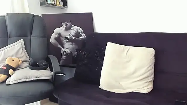 Marck Mathews online show from 09-17-25, 04:42