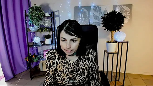 MartaEdams online show from 05-04-26, 06:06