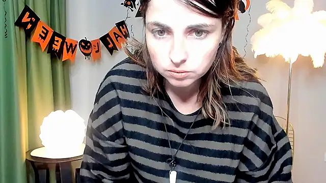 MartaEdams online show from 10-25-25, 06:12