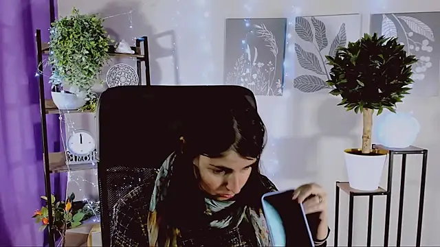 MartaEdams online show from 04-22-26, 06:20