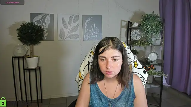 MartaEdams online show from 07-16-26, 05:15