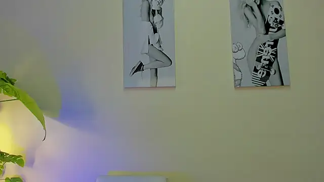 SamayRyann online show from 12-17-25, 01:16