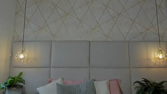 Snapshot of SamayRyann chatting on 05-22-26, 01:31 SamayRyann online show from 05-22-26, 01:31