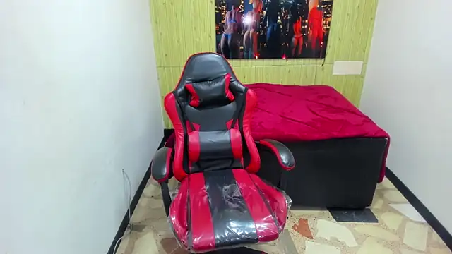 Snapshot of miaa_scott7 chatting on 05-17-26, 12:16 miaa scott7 online show from 05-17-26, 12:16